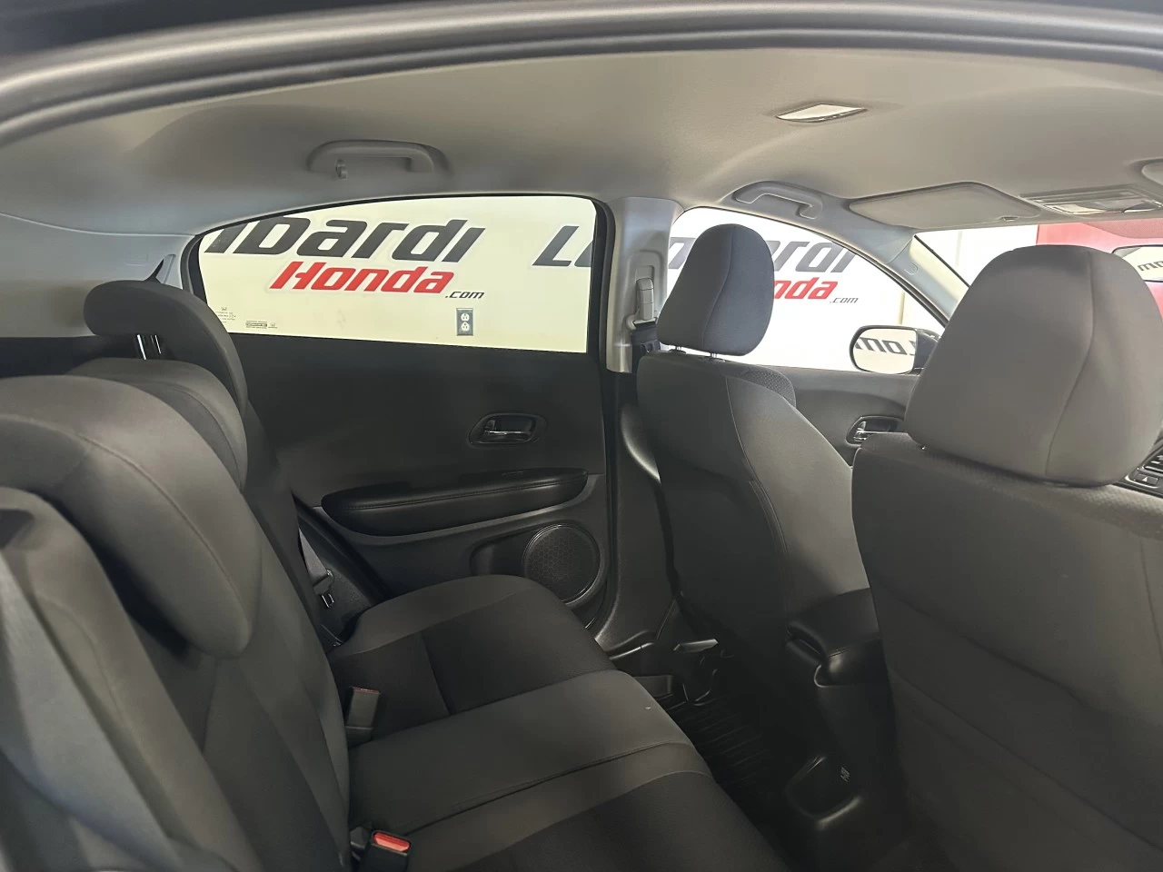 2022 Honda HR-V LX Main Image