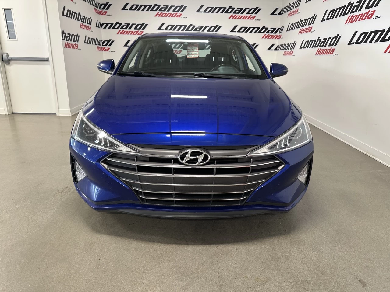 2020 Hyundai Elantra Preferred w/Sun & Safety Package https://www.lombardihonda.com/resize/b990ff35b810a3abc0cc817b2ca24889-1