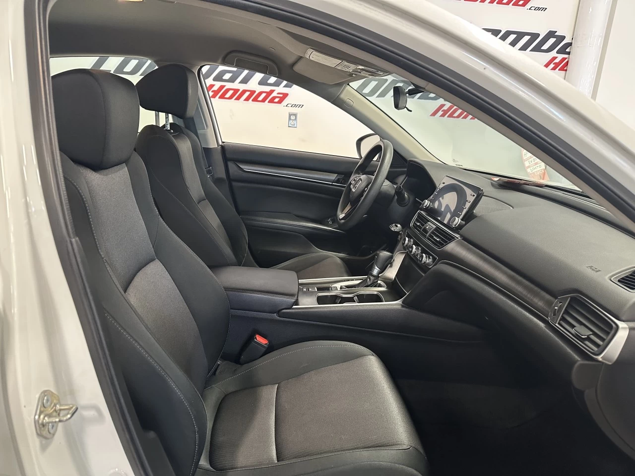 2018 Honda Berline Accord LX Main Image