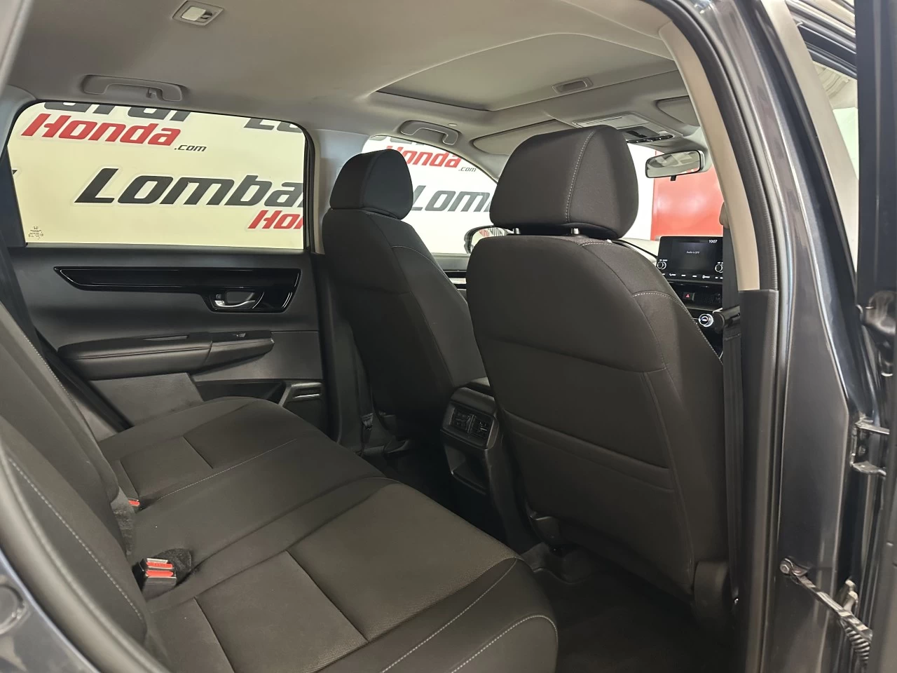 2023 Honda CR-V Sport/Sport-B https://www.lombardihonda.com/resize/b990ff35b810a3abc0cc817b2ca24889-1