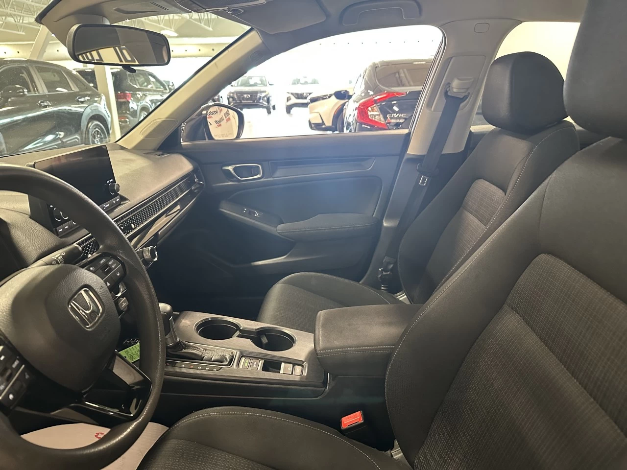 2022 Honda Civic LX Image principale
