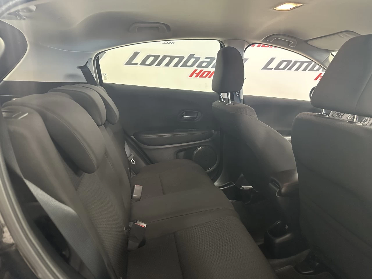2016 Honda HR-V
                                                    LX Main Image
