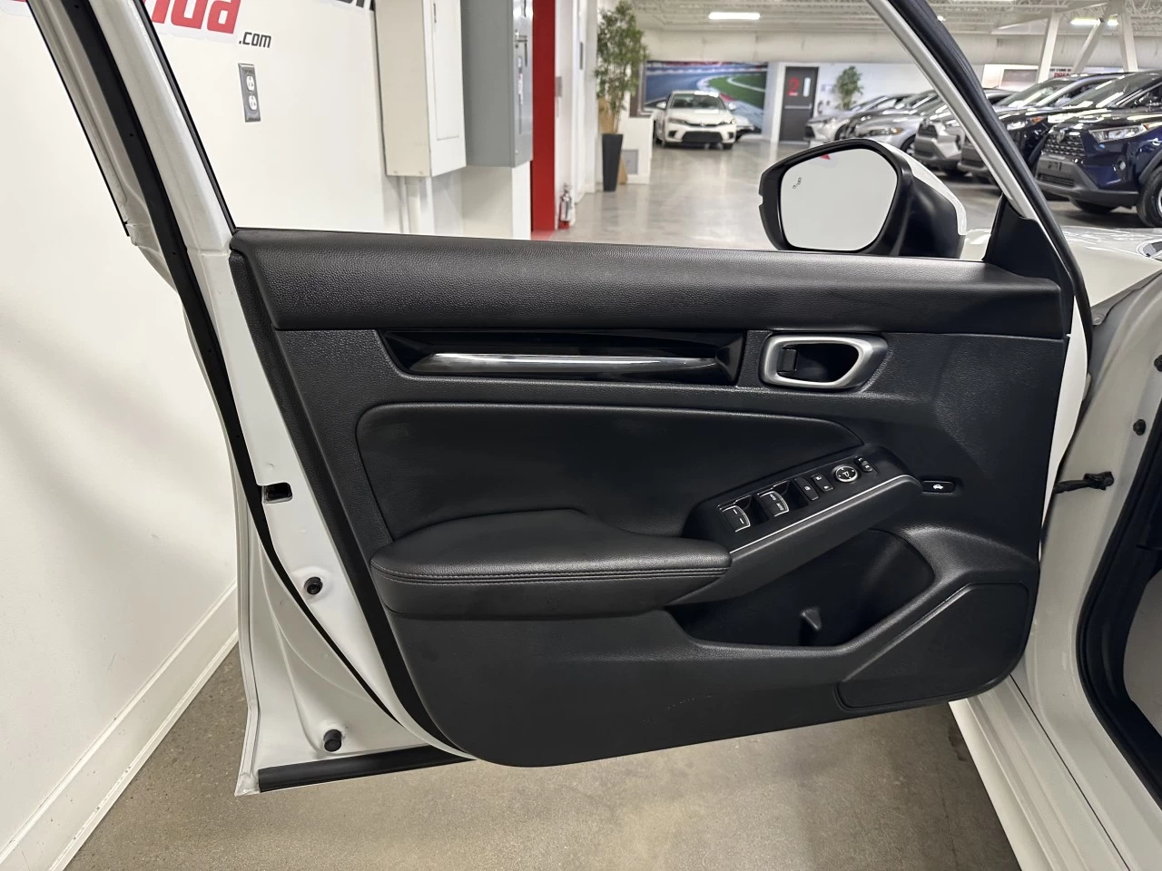 2023 Honda Civic
                                                    Touring Image principale