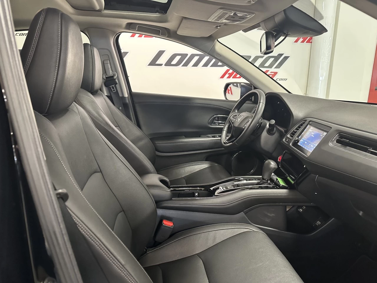 2022 Honda HR-V Touring Image principale