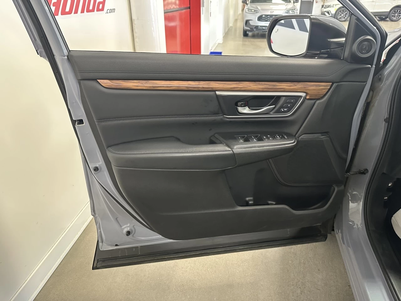 2021 Honda CR-V Touring/Black Edition Image principale