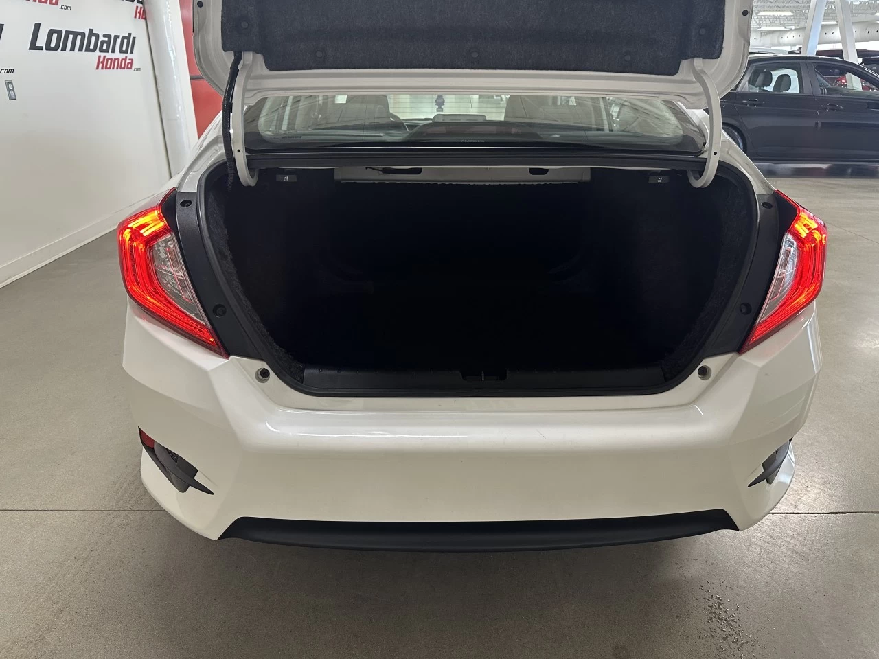 2017 Honda Civic Berline
                                                    EX Image principale