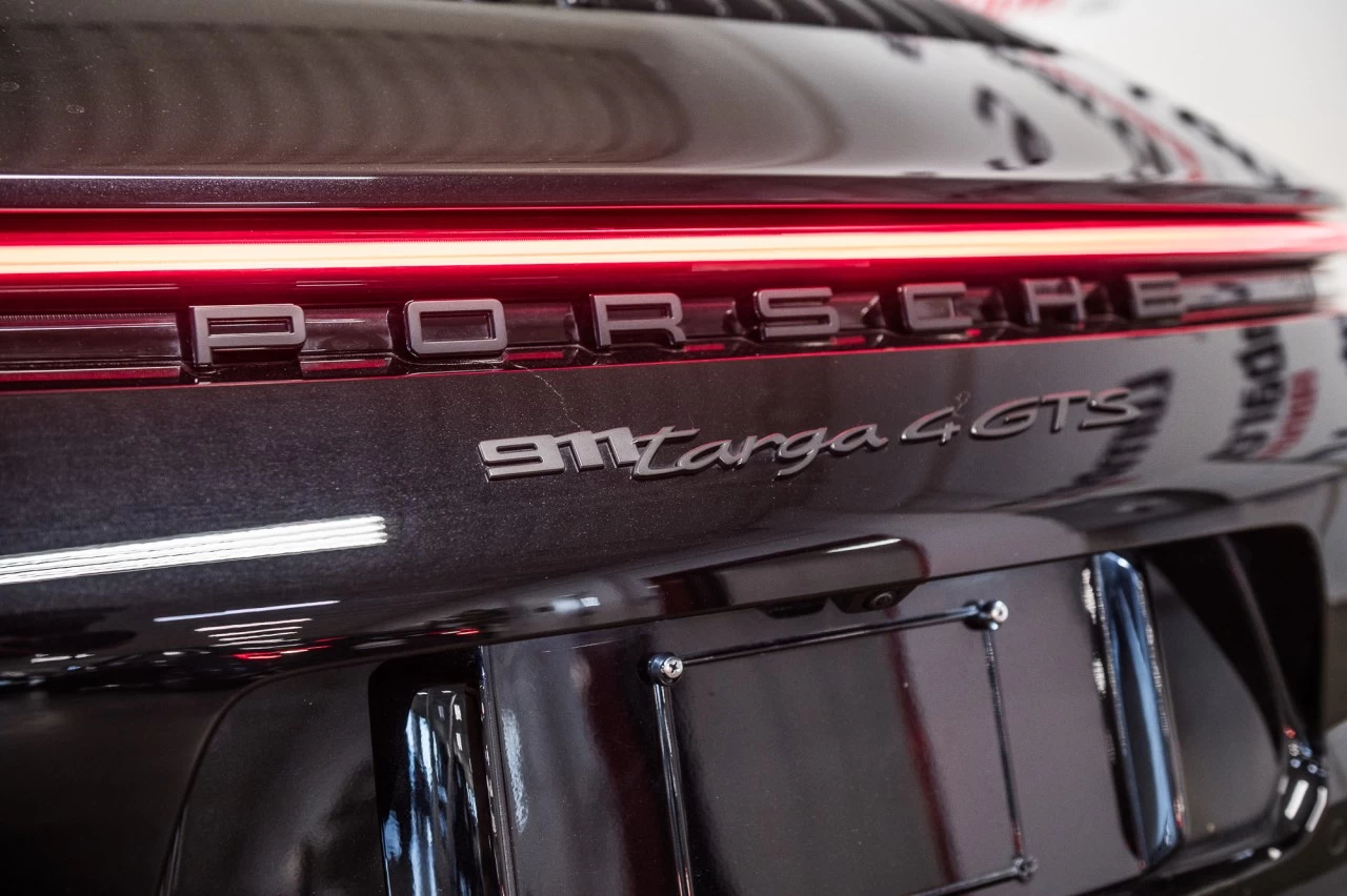 2022 Porsche 911 Targa 4 GTS https://www.lombardihonda.com/resize/b990ff35b810a3abc0cc817b2ca24889-1