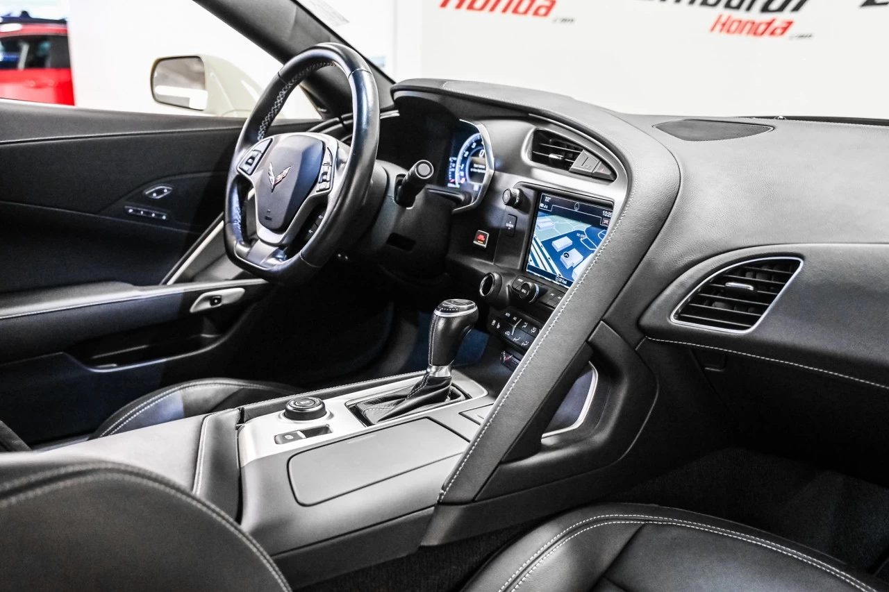 2018 Chevrolet Corvette Z51 2LT Image principale