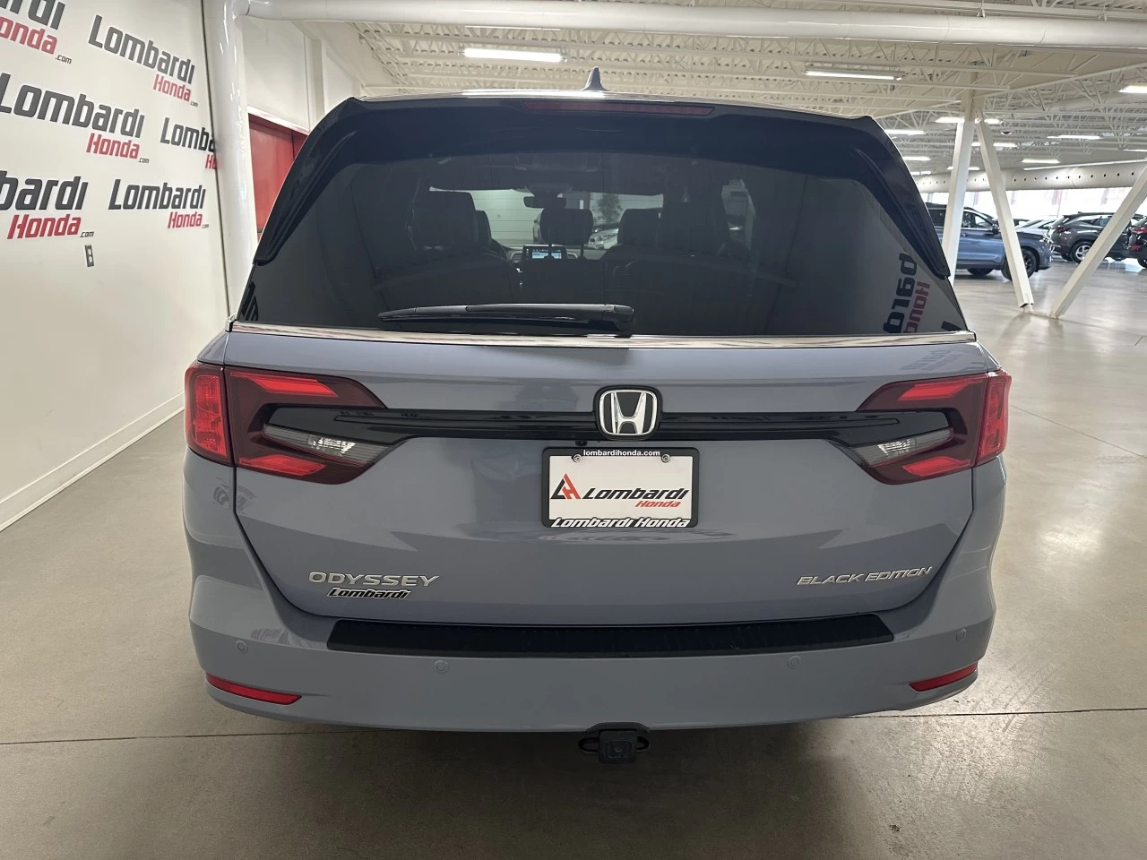 2023 Honda Odyssey Black Edition https://www.lombardihonda.com/resize/b990ff35b810a3abc0cc817b2ca24889-1