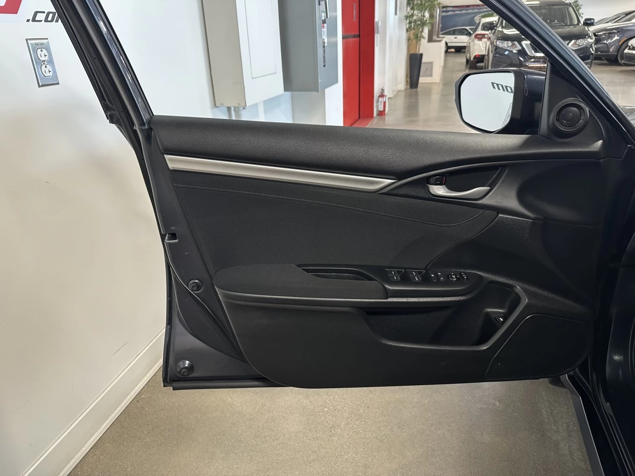 2020 Honda Civic
                                                    EX Image principale