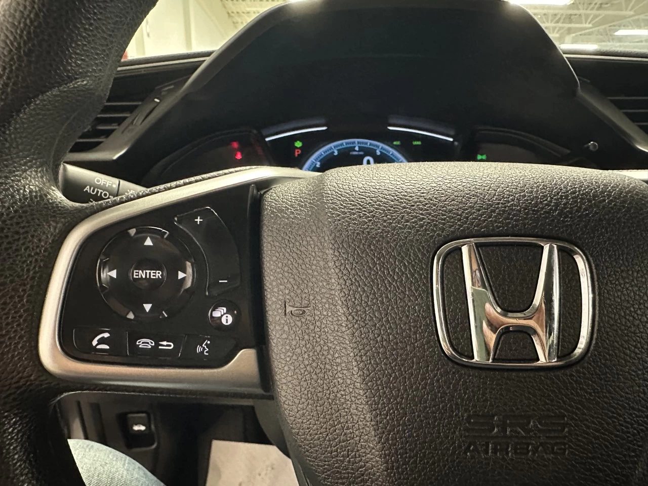 2021 Honda Civic
                                                    LX Image principale