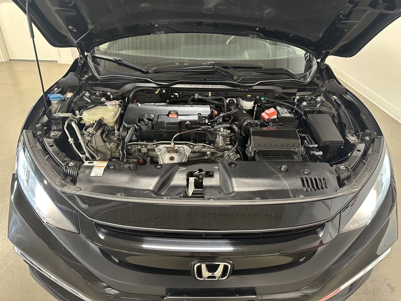 2020 Honda Civic
                                                    EX Main Image
