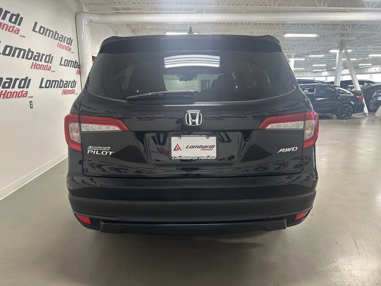2021 Honda Pilot LX Main Image