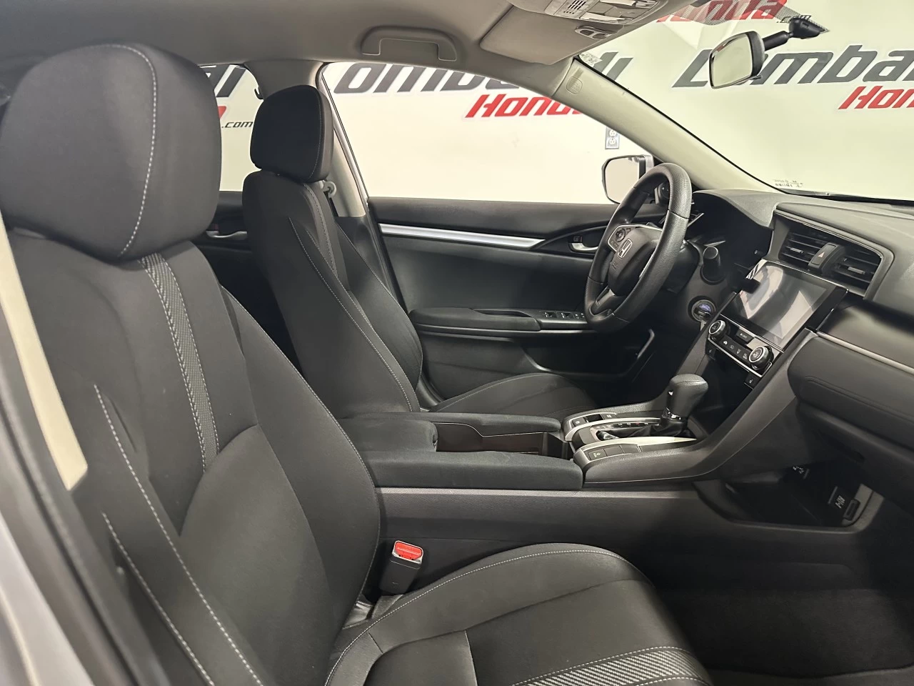 2018 Honda Civic Berline
                                                    LX Main Image