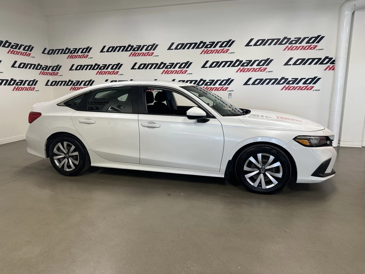 2022 Honda Civic
                                                    LX Image principale