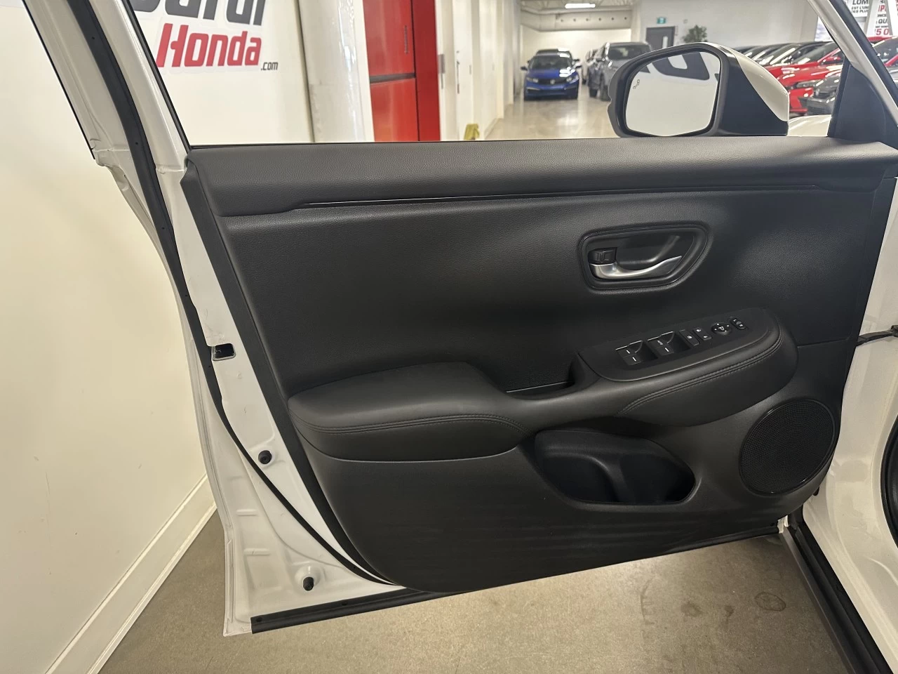 2025 Honda HR-V LX Main Image