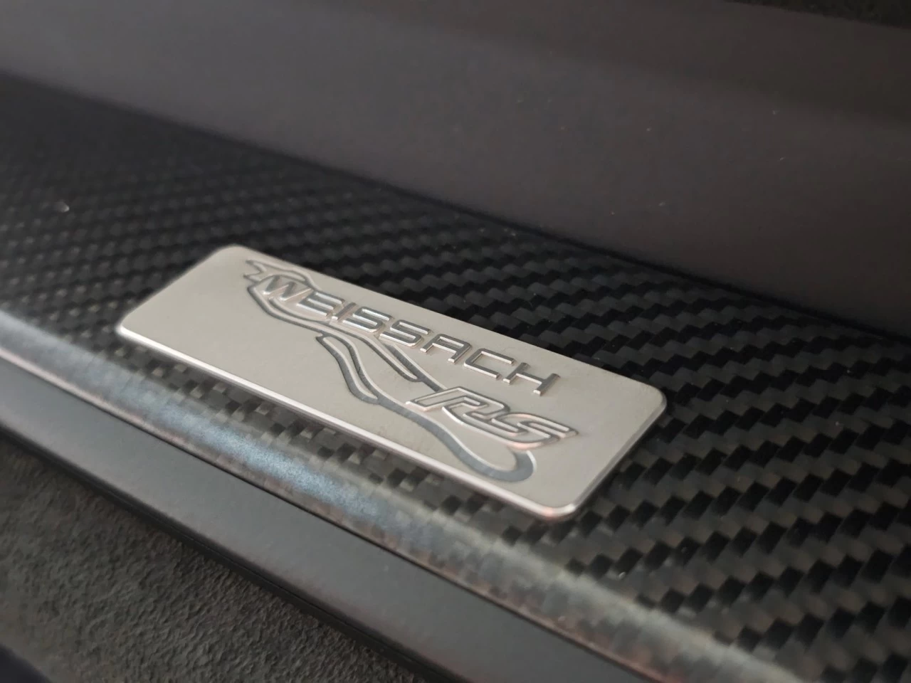 2024 Porsche 911 GT3 RS https://www.lombardihonda.com/resize/b990ff35b810a3abc0cc817b2ca24889-1