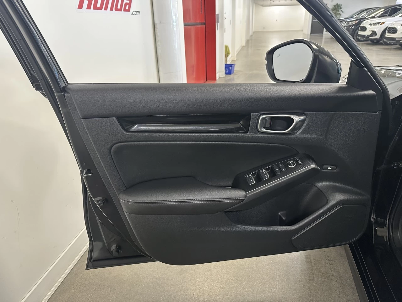 2023 Honda Civic Touring Main Image