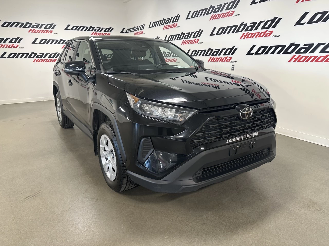 2022 Toyota RAV4 LE Main Image