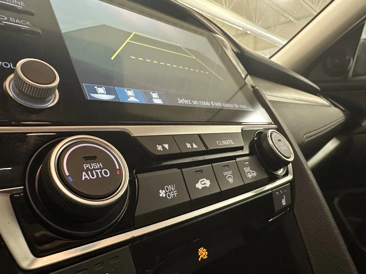 2020 Honda Civic
                                                    EX Image principale