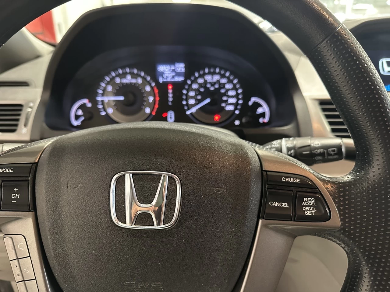 2016 Honda Odyssey EX https://www.lombardihonda.com/resize/b990ff35b810a3abc0cc817b2ca24889-1