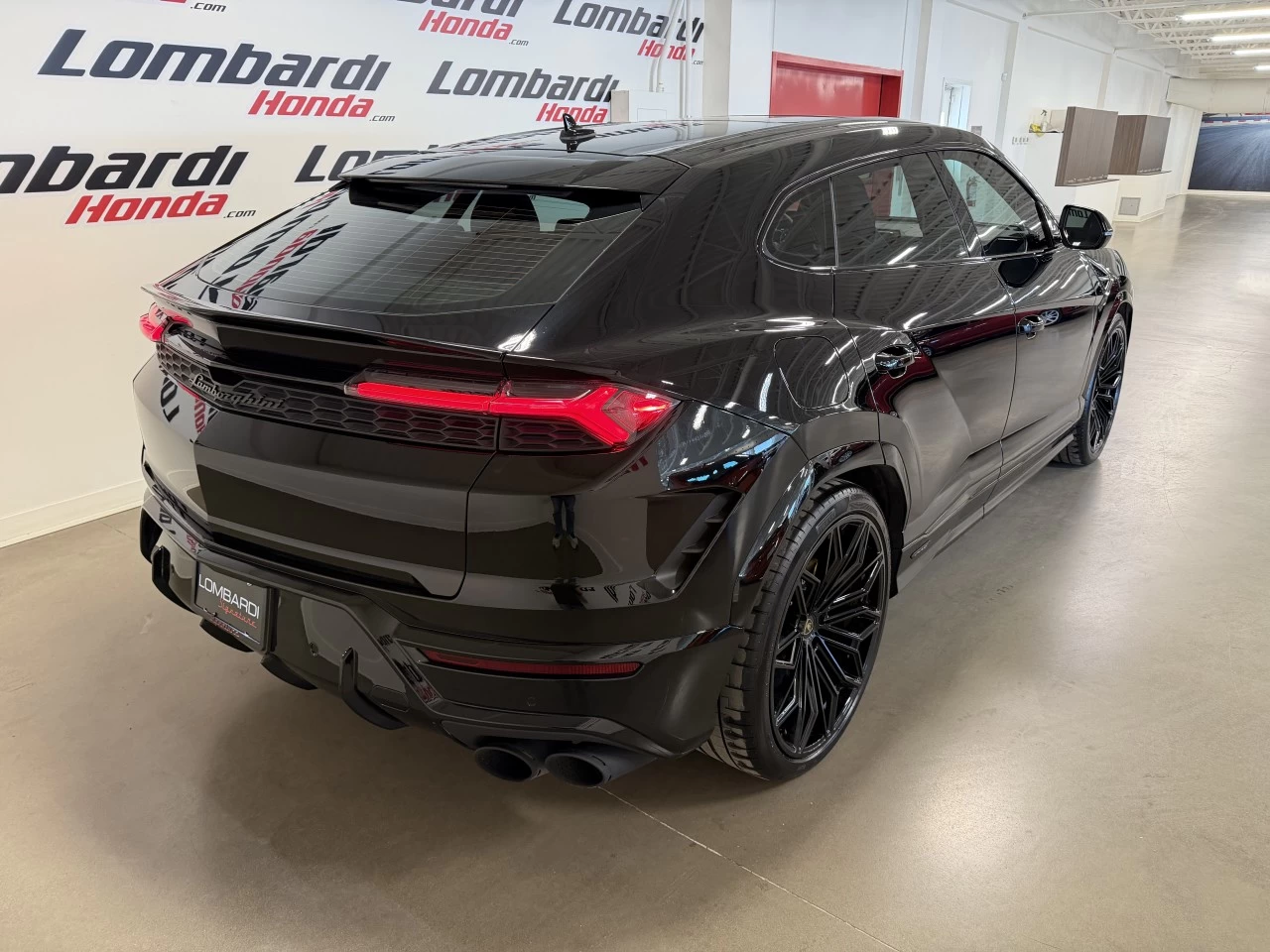 2026 Lamborghini Urus SE Image principale