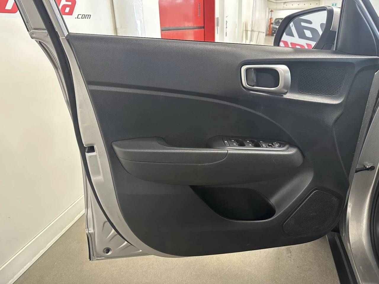 2023 Hyundai Venue Preferred Image principale