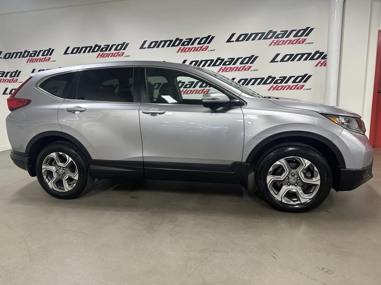 2018 Honda CR-V EX Main Image