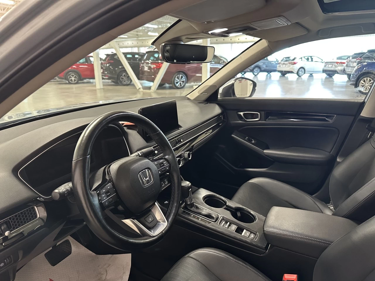 2022 Honda Civic
                                                    Touring Main Image