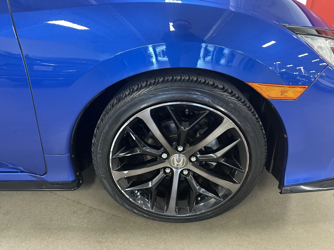 2020 Honda Civic Sport Touring Main Image