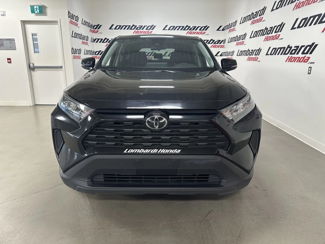 2024 Toyota RAV4 LE Image principale