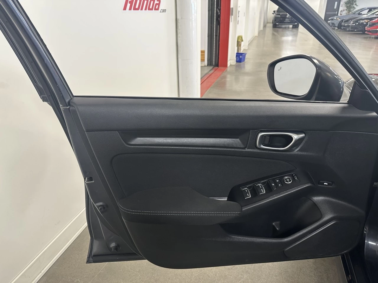 2022 Honda Civic LX Image principale