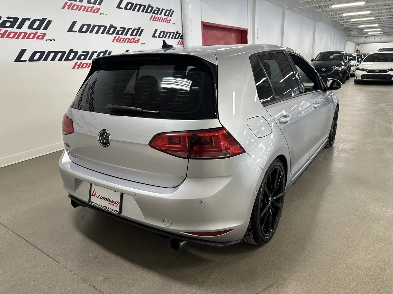 2016 Volkswagen Golf Autobahn Main Image