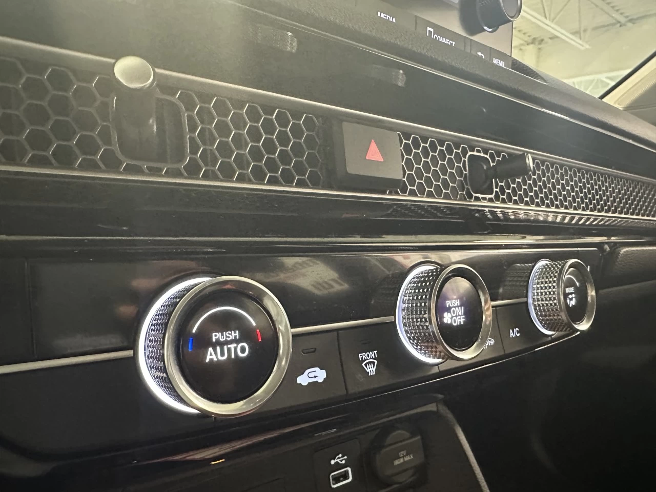 2022 Honda Civic
                                                    LX Main Image
