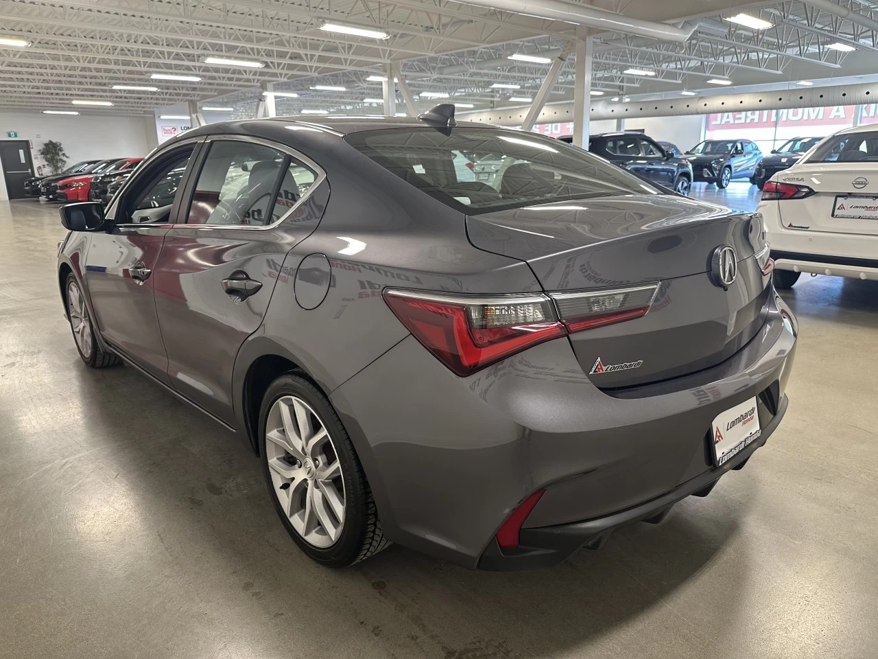2019 Acura ILX Sedan https://www.lombardihonda.com/resize/b990ff35b810a3abc0cc817b2ca24889-1
