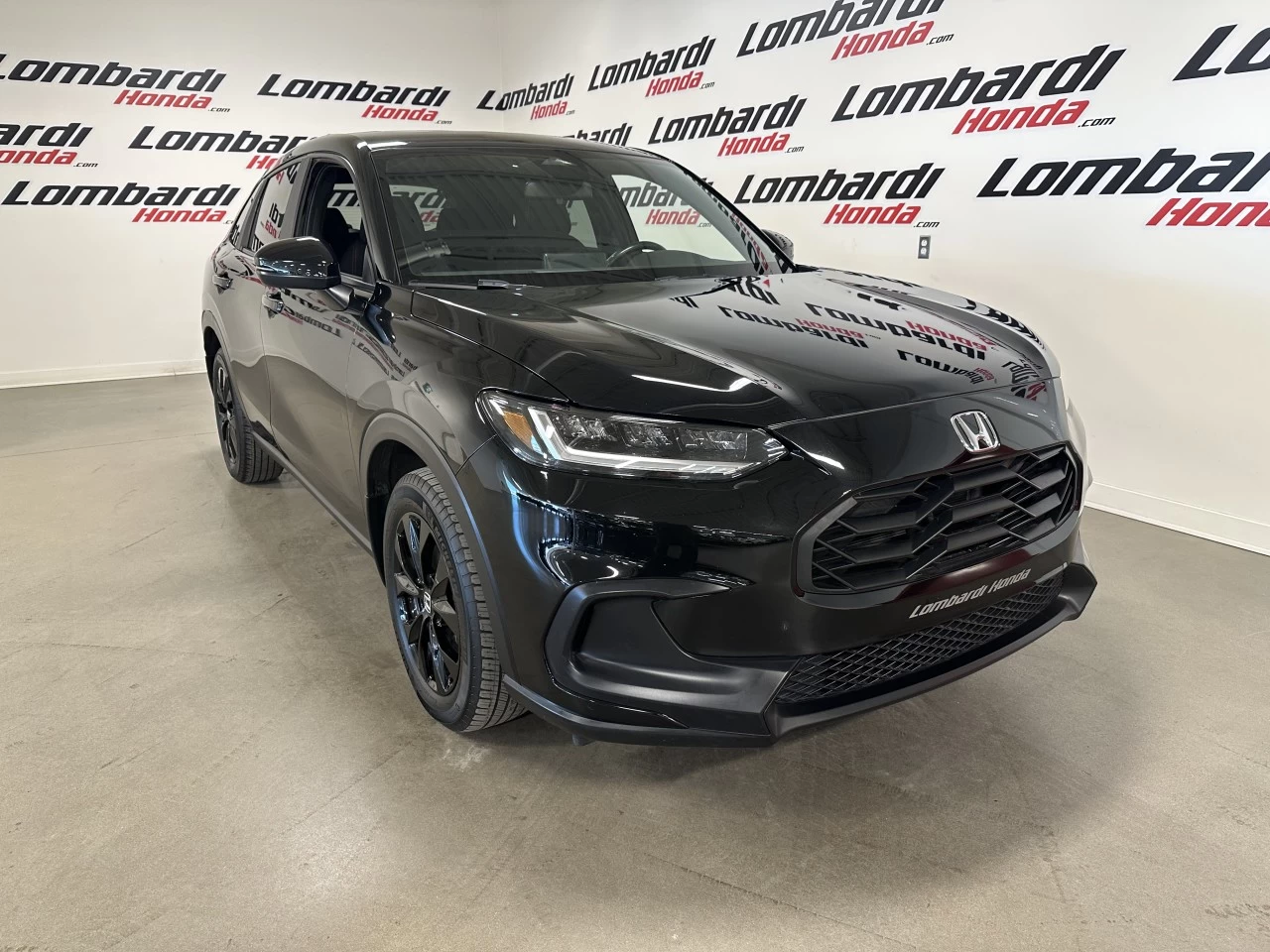 2024 Honda HR-V Sport-B https://www.lombardihonda.com/resize/b990ff35b810a3abc0cc817b2ca24889-1