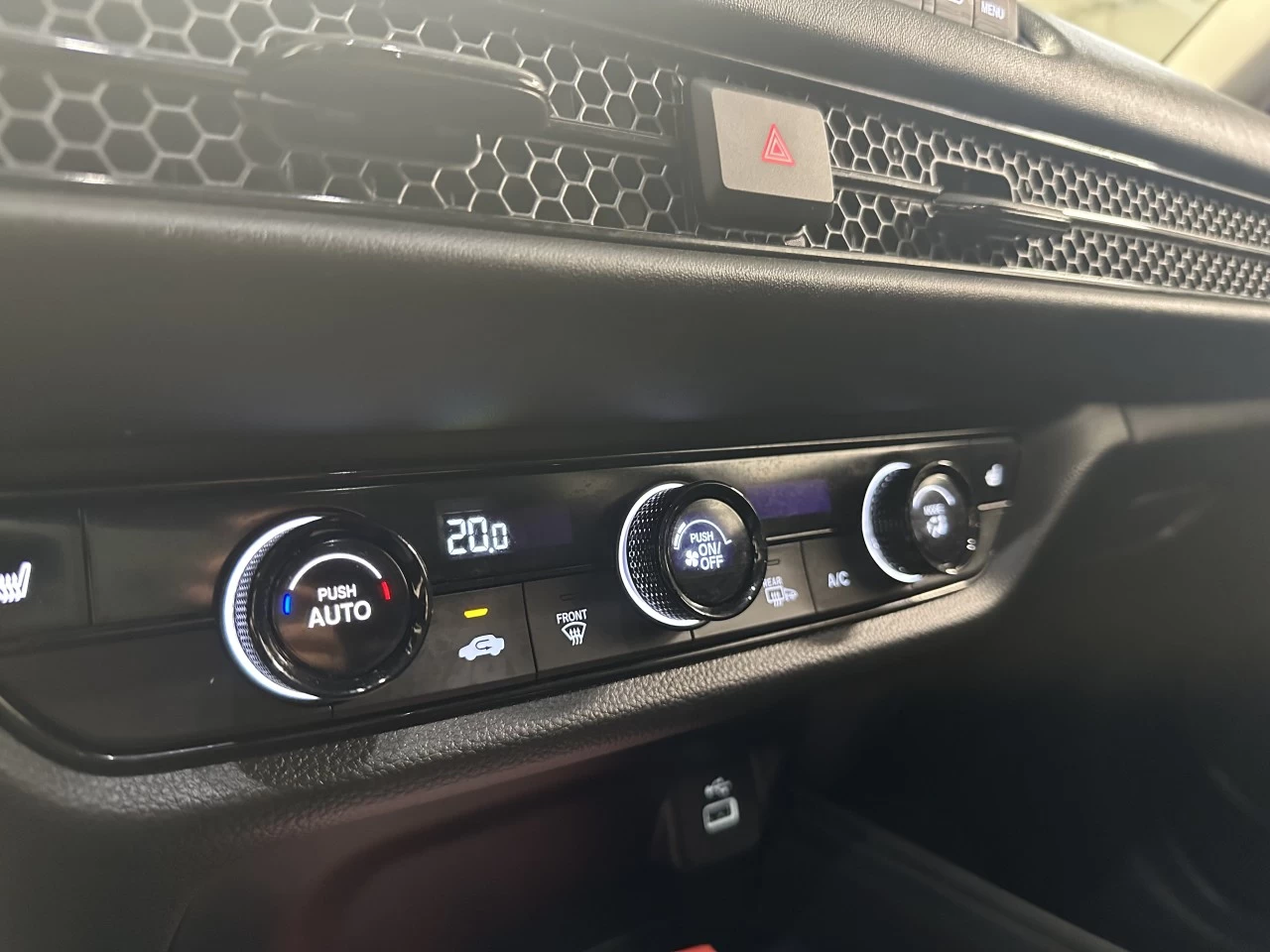 2024 Honda HR-V
                                                    LX-B Main Image