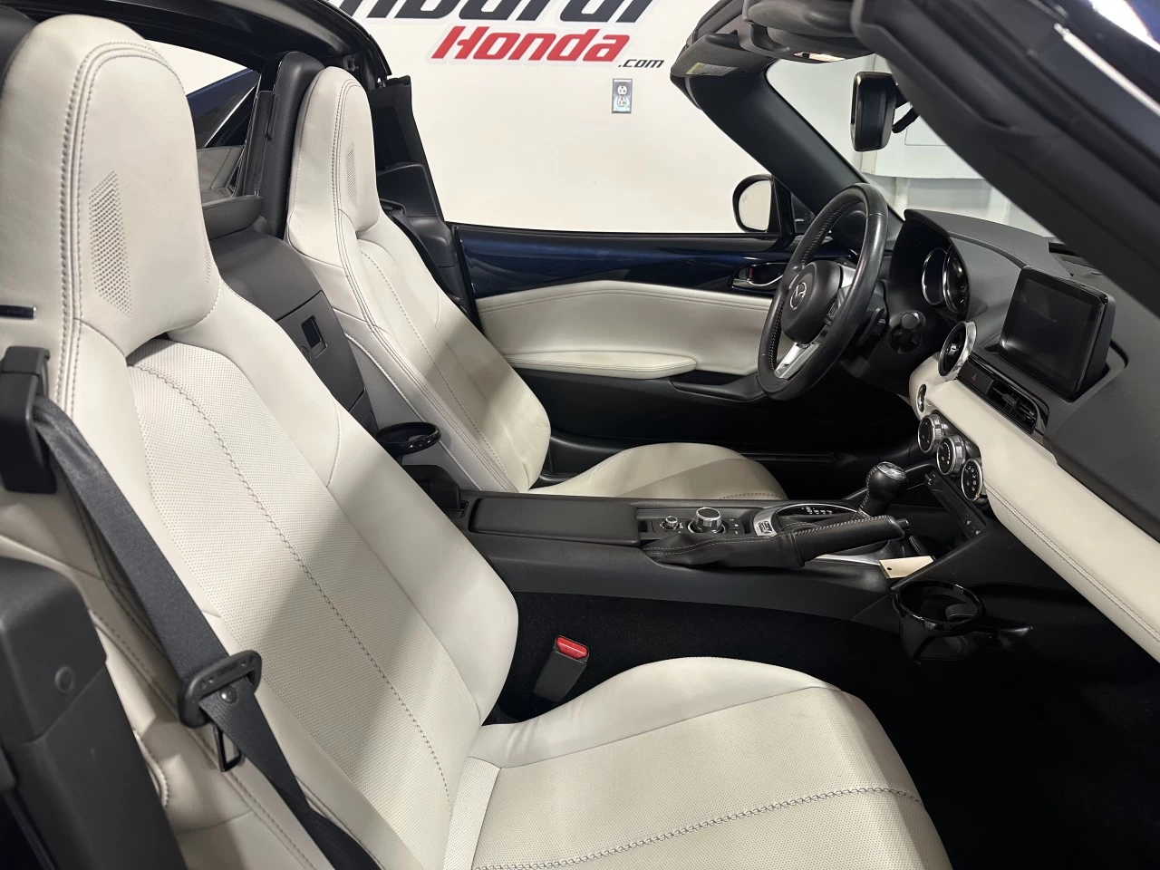 2023 Mazda MX-5 GT Main Image