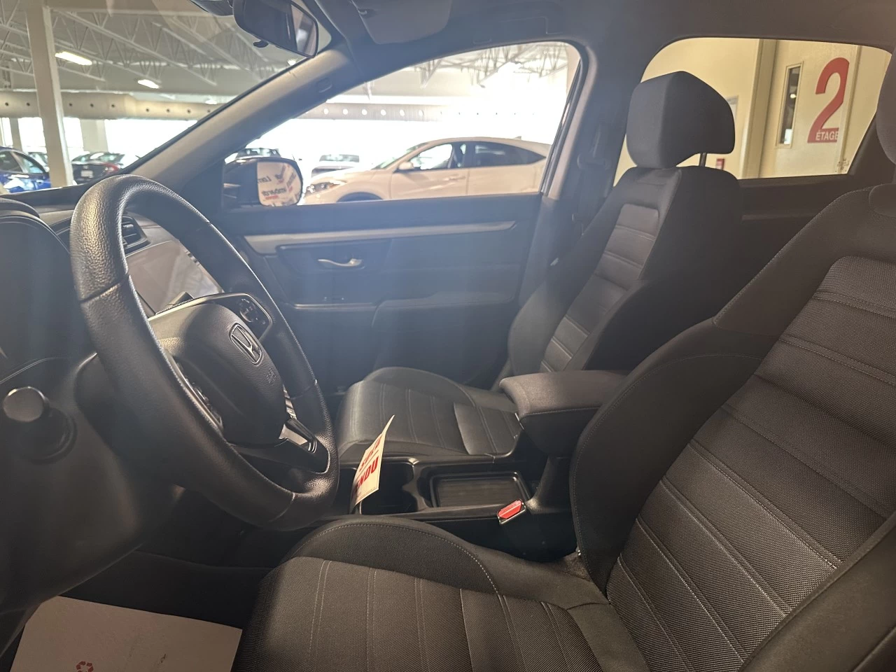 2021 Honda CR-V
                                                    LX Image principale