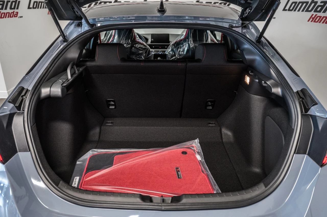 2025 Honda Civic Type R https://www.lombardihonda.com/resize/b990ff35b810a3abc0cc817b2ca24889-1