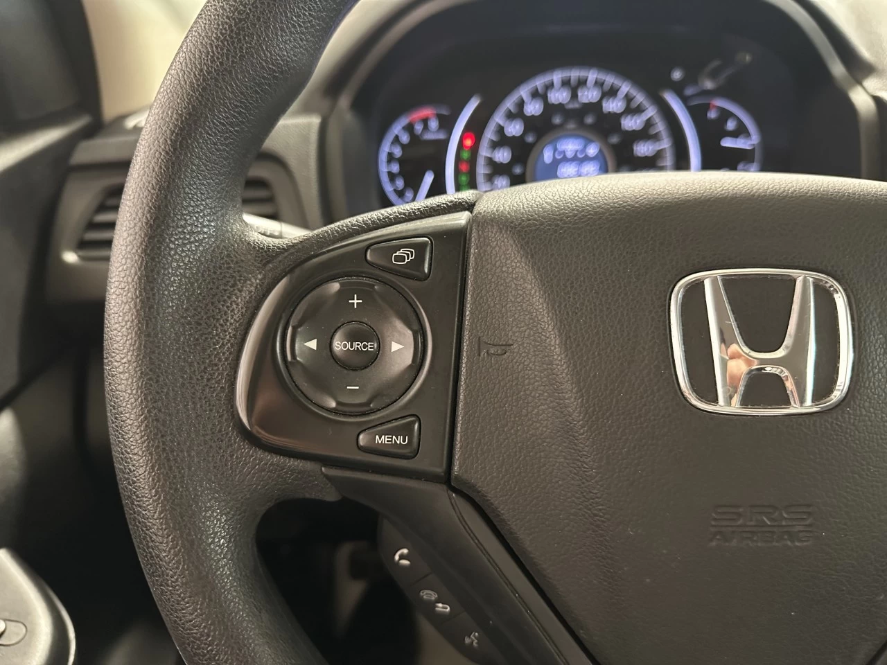2015 Honda CR-V LX https://www.lombardihonda.com/resize/b990ff35b810a3abc0cc817b2ca24889-1