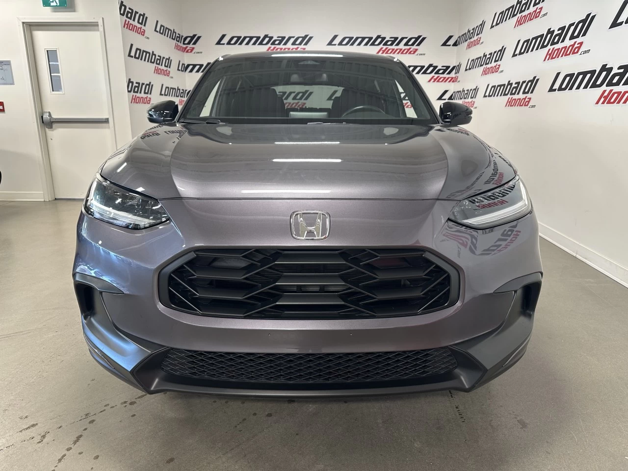 2023 Honda HR-V Sport https://www.lombardihonda.com/resize/b990ff35b810a3abc0cc817b2ca24889-1