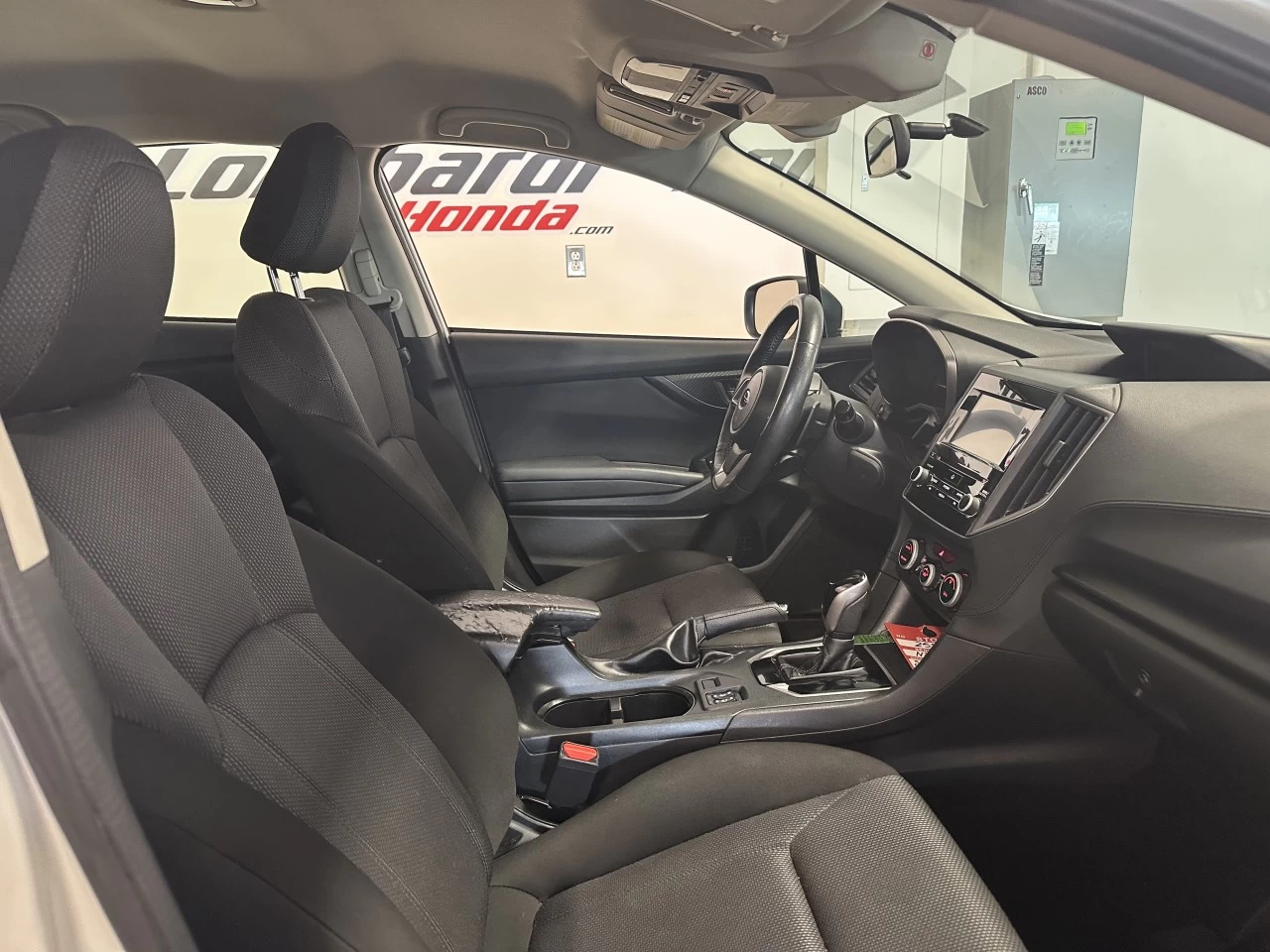 2022 Subaru Impreza
                                                    Touring Image principale