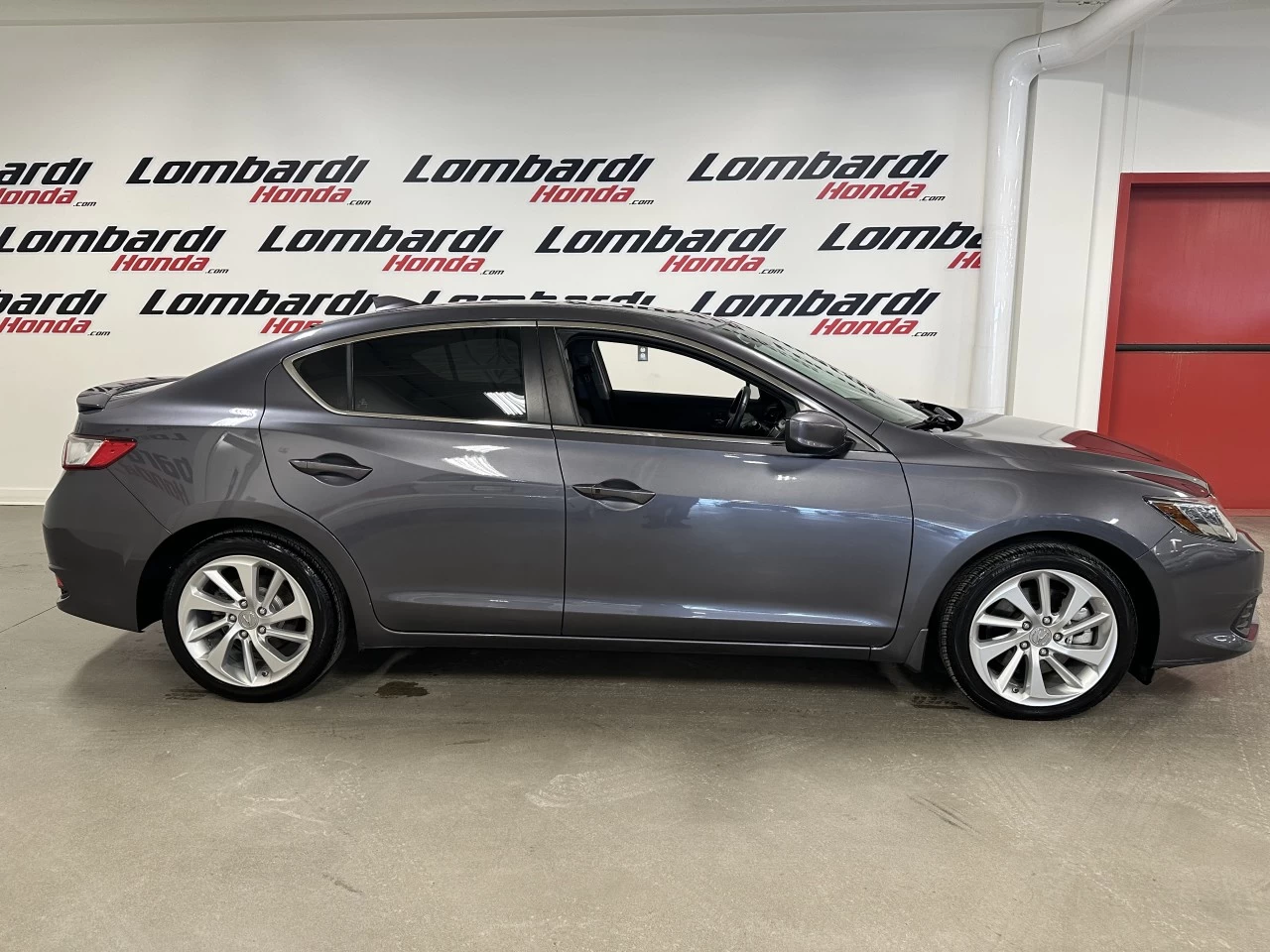 2017 Acura ILX Technology Pkg/Premium Main Image