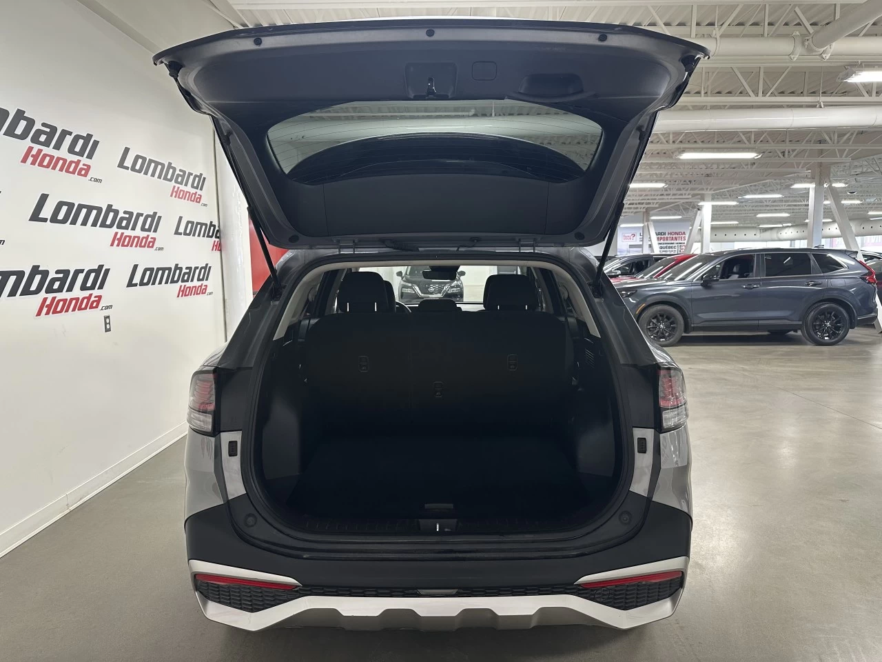 2024 Kia Sportage LX Main Image