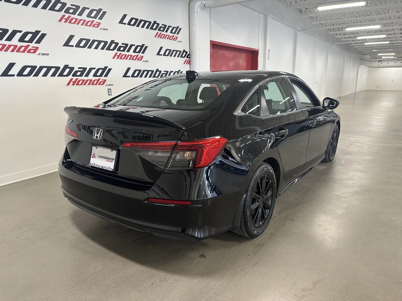 2022 Honda Civic LX Main Image