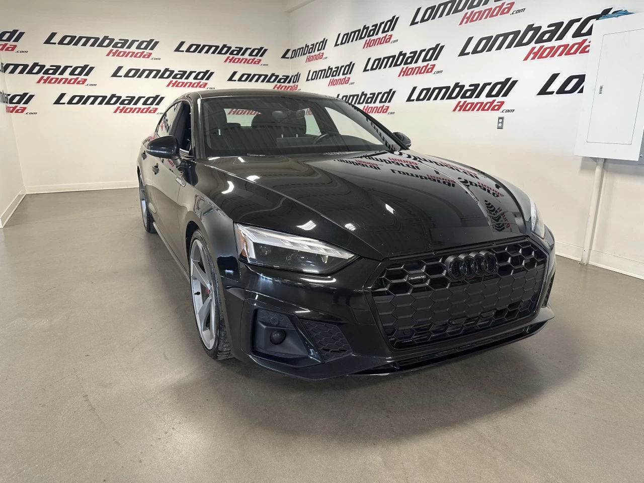 2022 Audi A5 Sportback Progressiv Main Image
