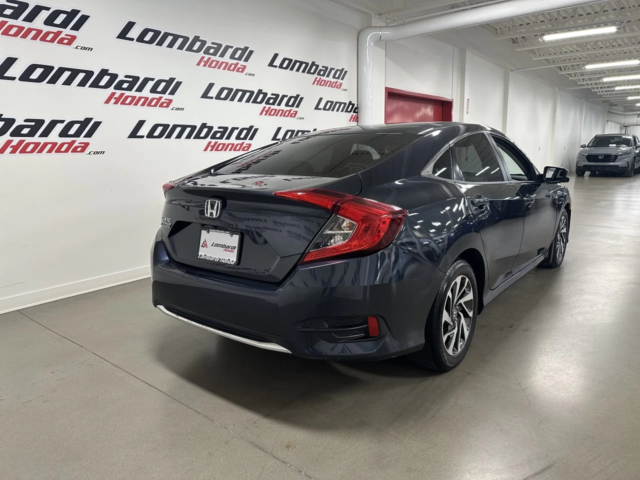 2019 Honda Civic EX Main Image