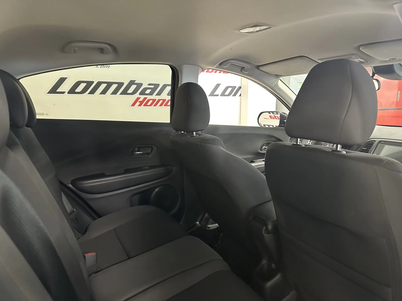2022 Honda HR-V LX Main Image