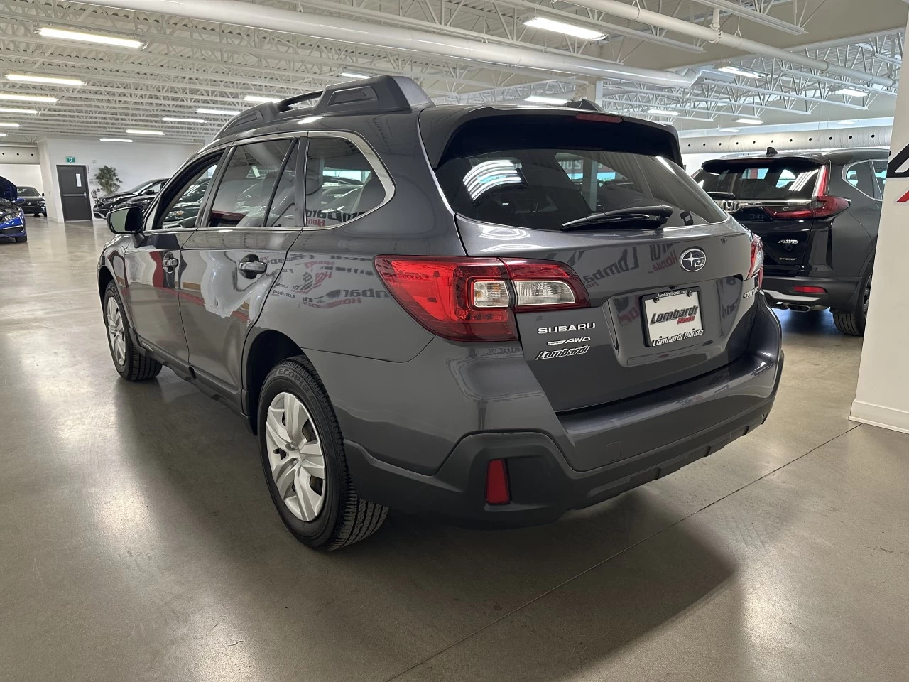 2018 Subaru Outback
                                                    2.5i Image principale